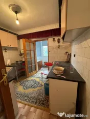 Etaj 2! Apartament 2 camere decomandat, zona Calarasi 4. 