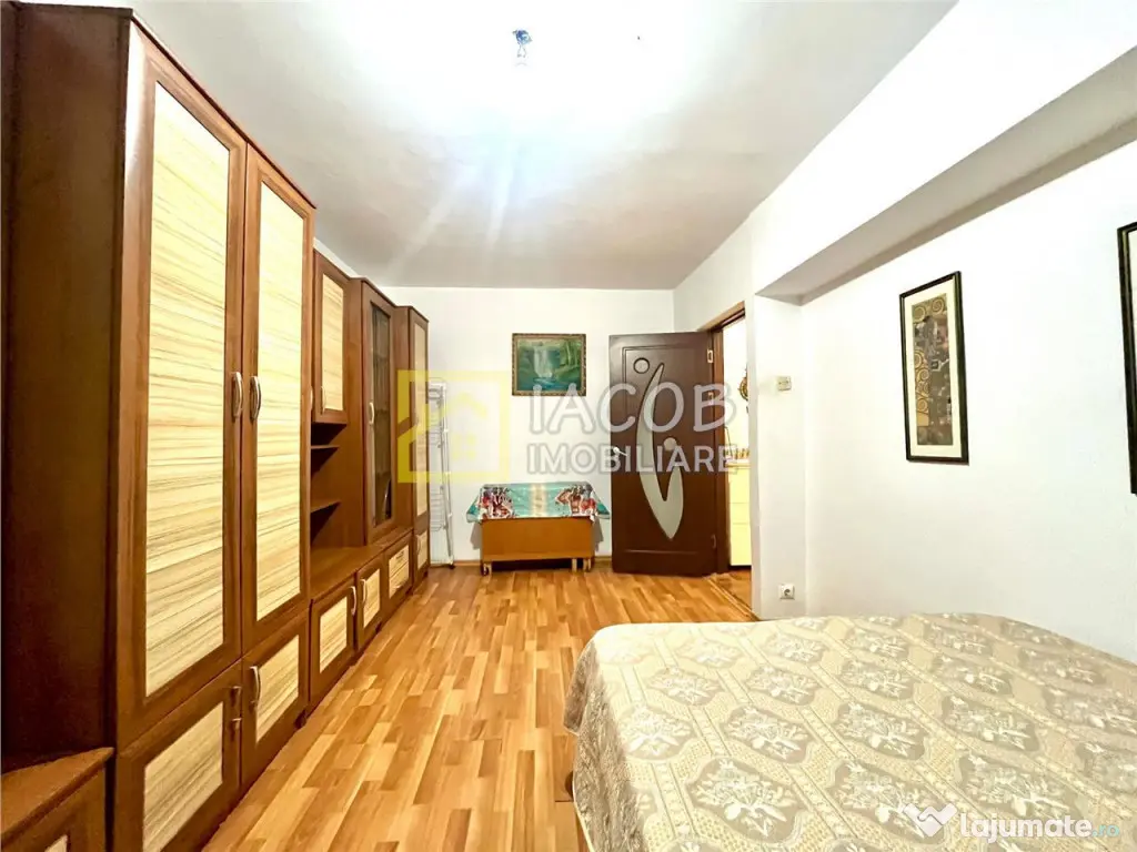 Garsoniera Decomandata Parter Zona Cora Insula Bacau - Bacau (Bacau)