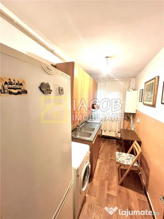 Garsoniera Decomandata Parter Zona Cora Insula Bacau - Bacau (Bacau)