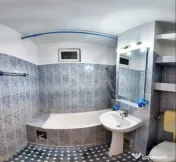 4 camere Unirii decomandat, et. 1, an 1997, metrou, 102 mp 