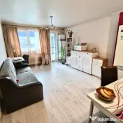 Apartament cu 2 camere de vanzare la cheie cu parcare Flores 