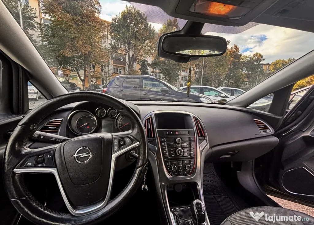 OPEL Astra 2012 — imagine 15