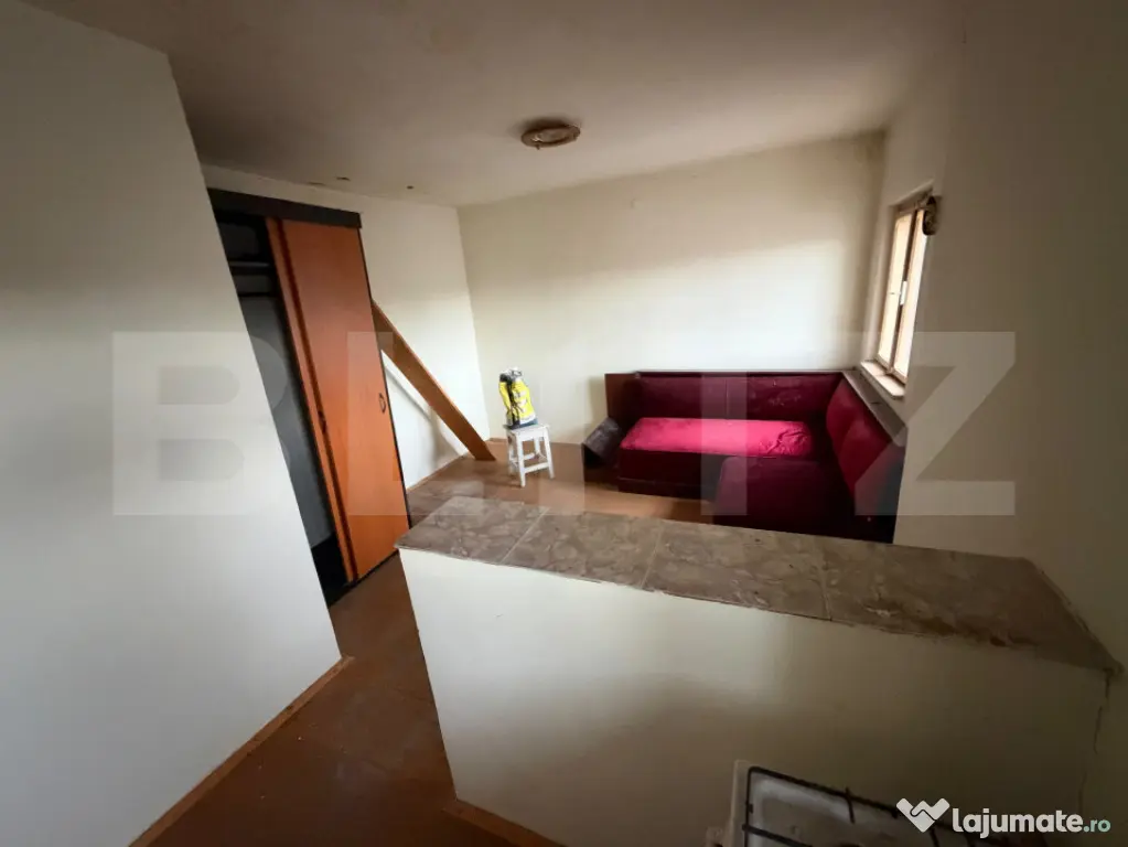 Apartament de vânzare – 4 camere + mansardă, 141 mp, Cen - Ploiesti (Prahova)