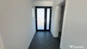 Casa individuala moderna cu 4 camere, 2 dressinguri, in Giar