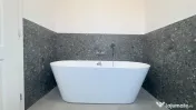 Casa individuala moderna cu 4 camere, 2 dressinguri, in Giar