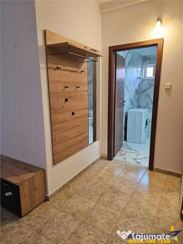 Mobilat, tip studio, 47mp, etaj1, Tractorul, Brasov - Brasov (Brasov)