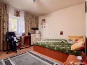Apartament de vanzare 3 camere,2 bai, decomandat, renovat, Girocului 