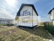 Vila de vanzare-4 camere-2 bai-Teren 350 MP