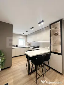 Apartament 4 camere, 76.58 mp, zona Lipovei
