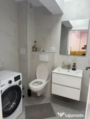 Berceni metrou biruintei 81 studio etaj 4 