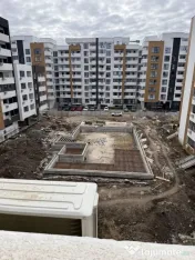 Berceni metrou biruintei 81 studio etaj 4 