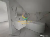 Casă P+M, 4 camere decomandate, 3 băi, teren 308mp, la cheie 