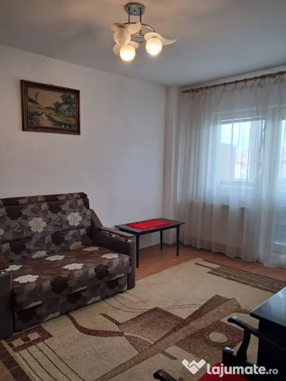 APARTAMENT 2 Camere decomandat/45MP/Pivnita/NICOLAE IORGA/pret neg.