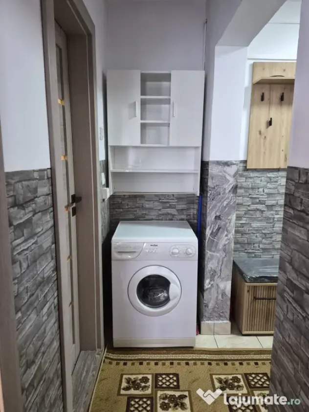 APARTAMENT 2 Camere decomandat/45MP/Pivnita/NICOLAE IORGA/pret neg.