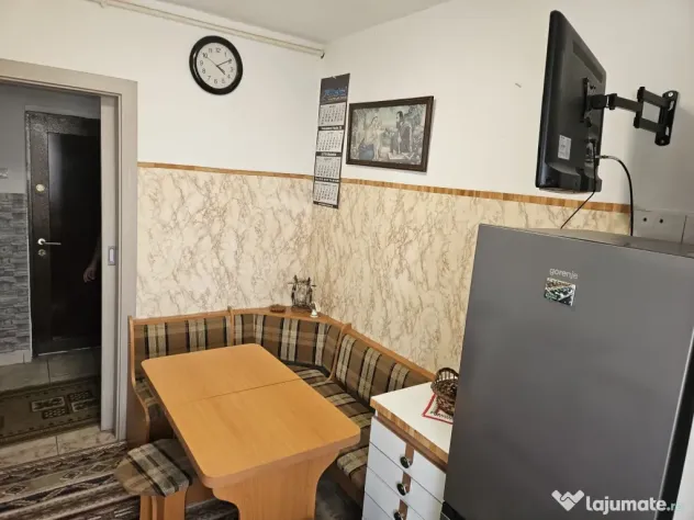 APARTAMENT 2 Camere decomandat/45MP/Pivnita/NICOLAE IORGA/pret neg.