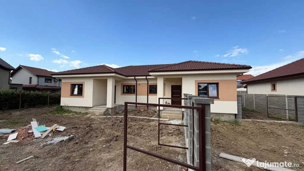 Duplex 3 camere | Toate utilitatile | Teren generos | Zona e - Mosnita Noua (Timis)