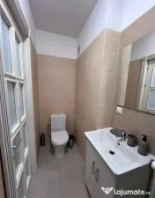 Ap 1 Camera, Visoianu, et intermediar