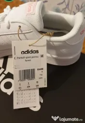 Adidasi sport pentru femei