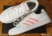 Adidasi sport pentru femei