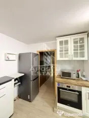 Apartament cu 3 camere de inchiriat centrala proprie, zona Lipovei 