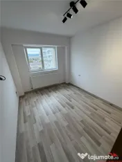 Apartament 3 camere, renovat, partial mobilat, etaj 8, ultra 