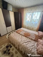 Apartament Cu 3 Camere Decomandate Zona George Enescu