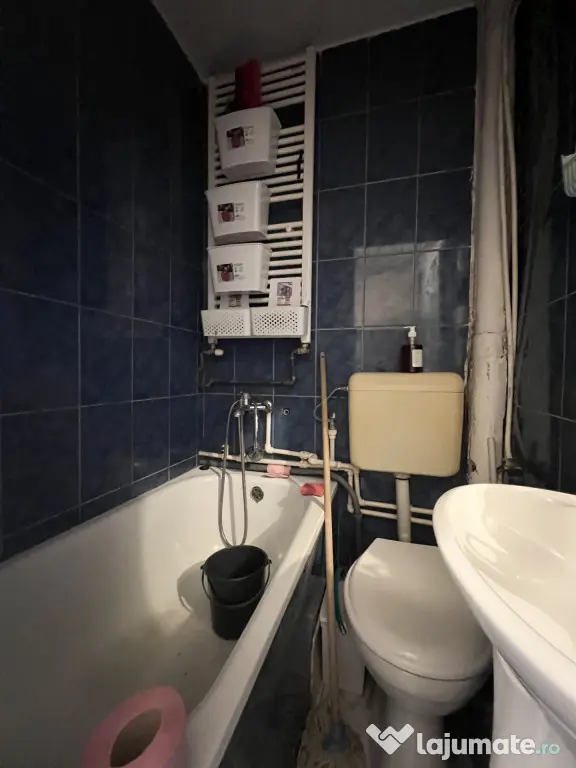 Garsoniera, mobilata si utilata, 20 mp utili, etaj 4 - zona - Timisoara (Timis)