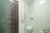 Apartament modern 2 camere de vânzare, cu terasă, ultracentral Arad 