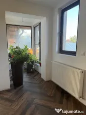 Casa de vanzare, 178 mp, zona Bucov
