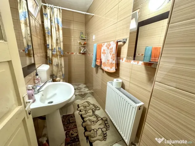 Casa individuala 3 camere,cu ANEXE,teren 2769 mp,TOTOI - Totoi (Alba)