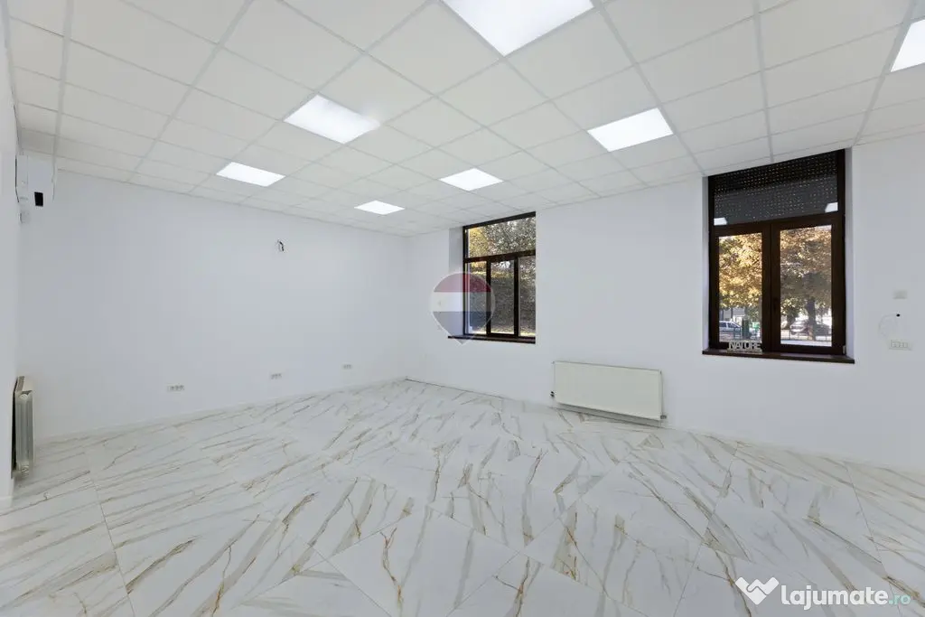 Spațiu comercial de 100mp de închiriat în zona Ultracentral - Arad (Arad)