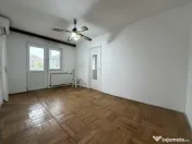 Apartament 3 camere, 44mp utili, etaj 4 - Piata Doina 