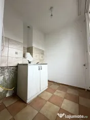 Apartament 3 camere, 44mp utili, etaj 4 - Piata Doina 