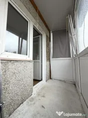 Apartament 3 camere, 44mp utili, etaj 4 - Piata Doina 