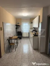 Vanzare apartament 3 camere - 62 mp, zona Lipovei 