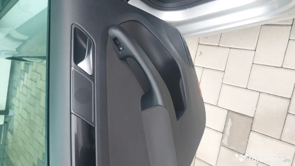 VOLKSWAGEN Jetta 2011 — imagine 5