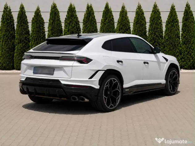 Licitație Publică Lamborghini Urus Performante 2025 BEJ Chițu Laurențiu