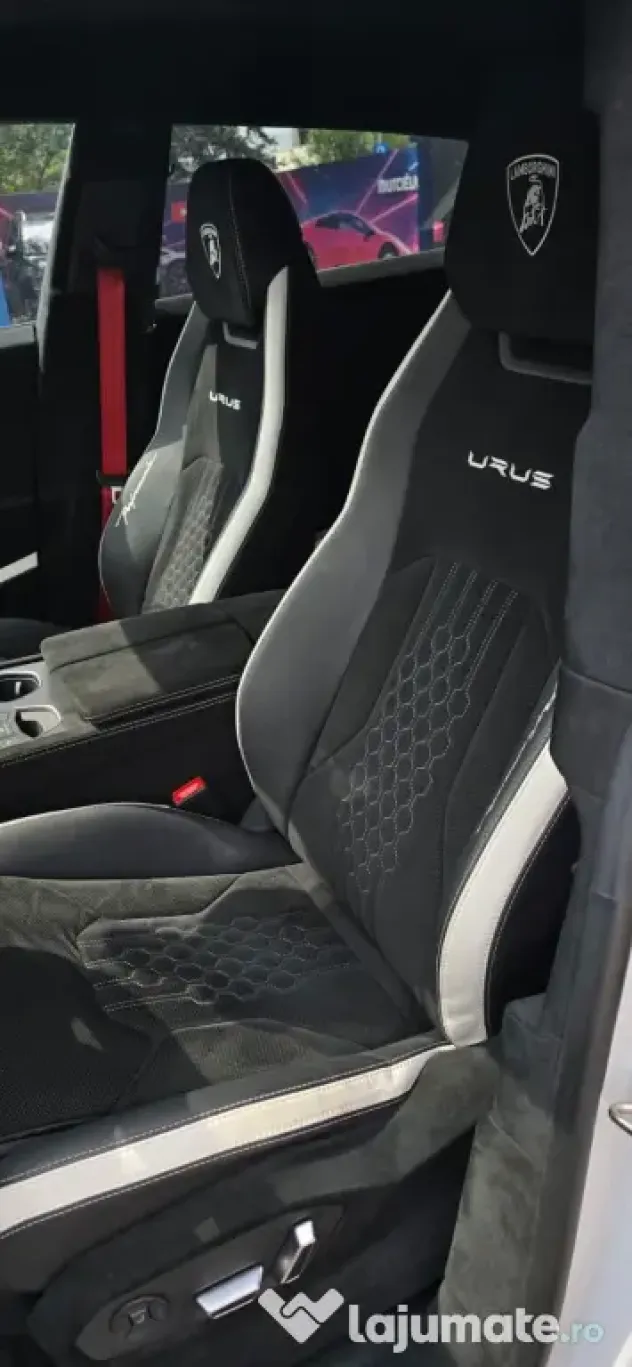 Licitație Publică Lamborghini Urus Performante 2025 BEJ Chițu Laurențiu