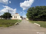 Casa de vanzare in Sandra, 5755 mp, teren, acoperis nou 