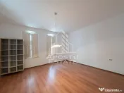 Casa de vanzare in Sandra, 5755 mp, teren, acoperis nou 