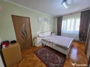 Apartament 3 camere de vanzare,renovat,etaj intermediar,Gheorghe Lazar