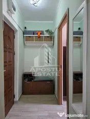 Apartament 3 camere de vanzare,renovat,etaj intermediar,Gheorghe Lazar