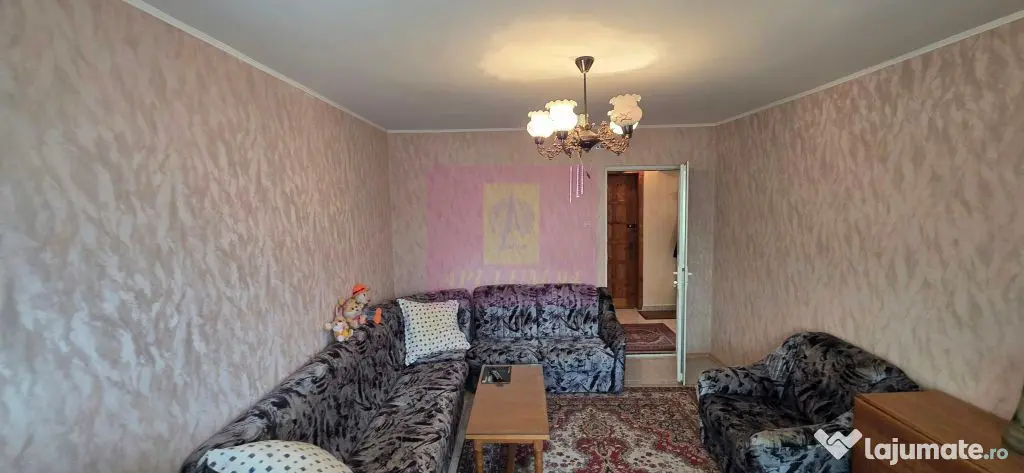 Apartament cu 2 camere de vânzare în Azuga – vedere spre munte - Azuga (Prahova)