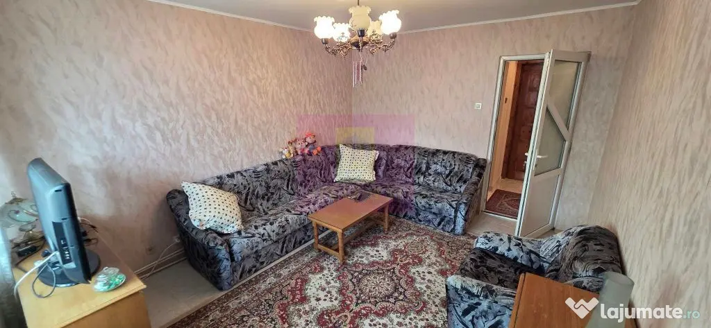 Apartament cu 2 camere de vânzare în Azuga – vedere spre munte - Azuga (Prahova)