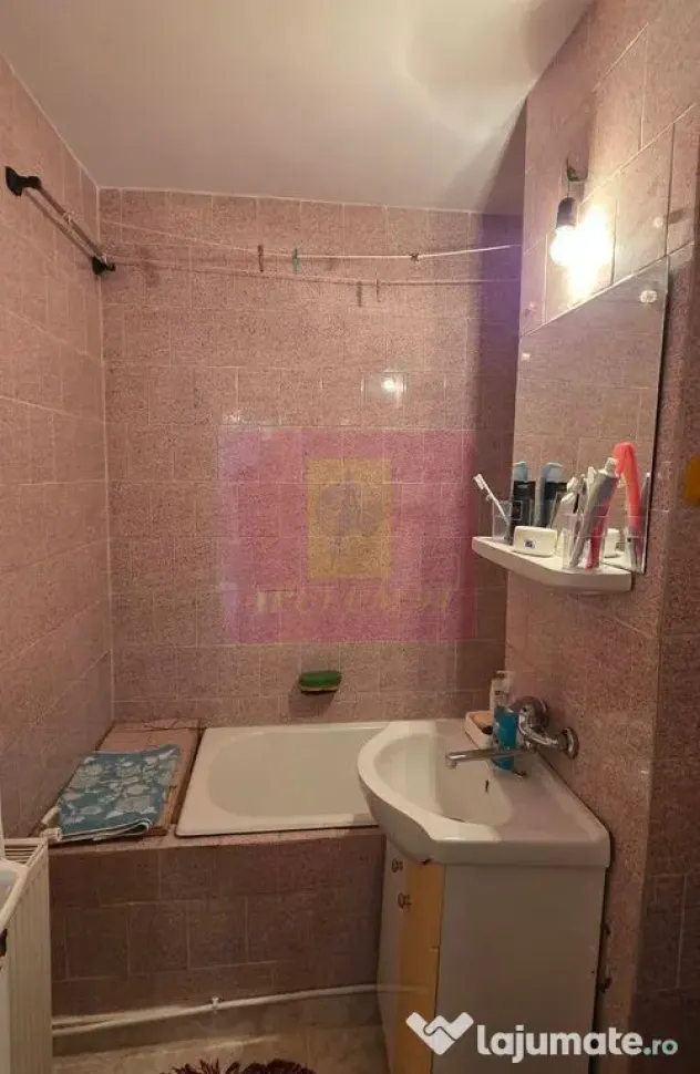 Apartament cu 2 camere de vânzare în Azuga – vedere spre munte - Azuga (Prahova)
