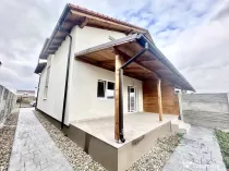 Duplex cu 4 camere - 100 mp utili - 320 de teren - Mosnita