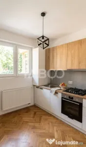 Apartament cu 2 camere de vanzare izolat cu lift etaj 1 zona