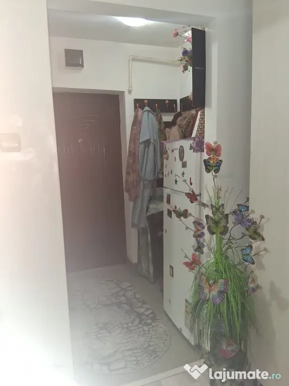 Garsoniera de vanzare