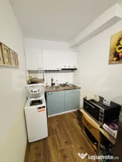 Studio cochet, ultracentral de închiriat 