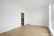 CASA TA LA MARE: PE PARTER, CU PISCINĂ PRIVATĂ! - Comision 